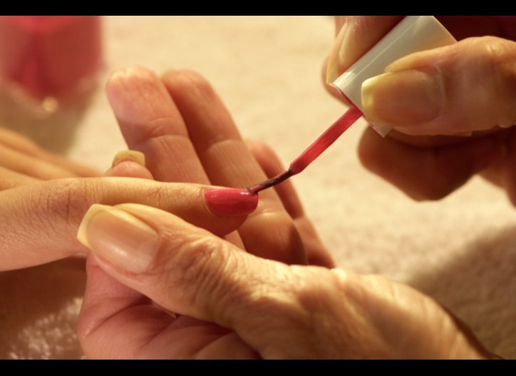 How to Repair Damaged Nails After Too Many Gel Manis